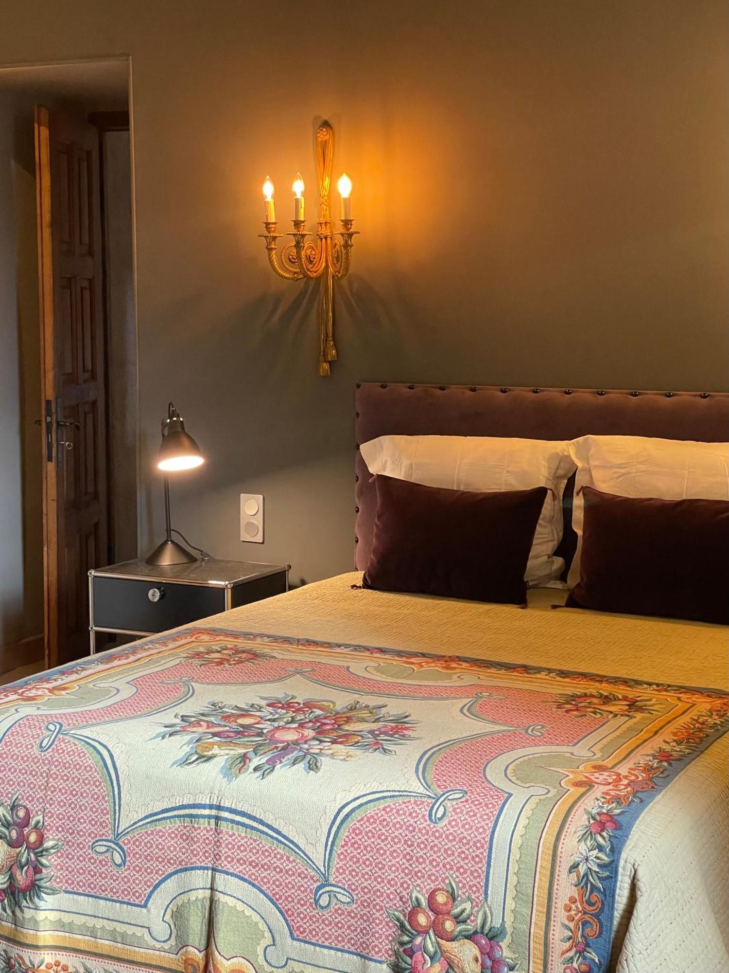 Manoir Medieval Du XV Ieme Siecle Minihy-Tréguier 外观 照片